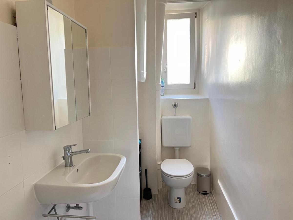 Le Locle : Bel Appartement Chaleureux 외부 사진