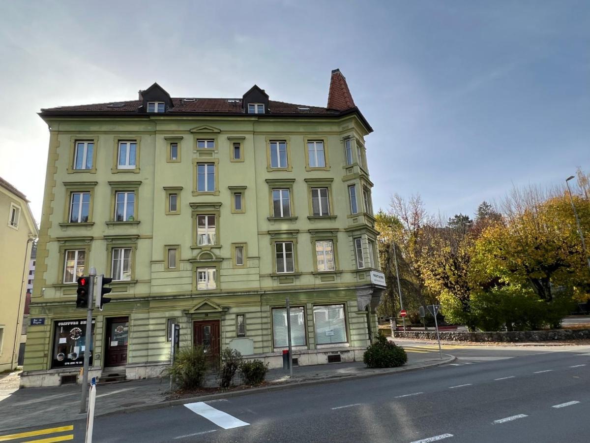 Le Locle : Bel Appartement Chaleureux 외부 사진